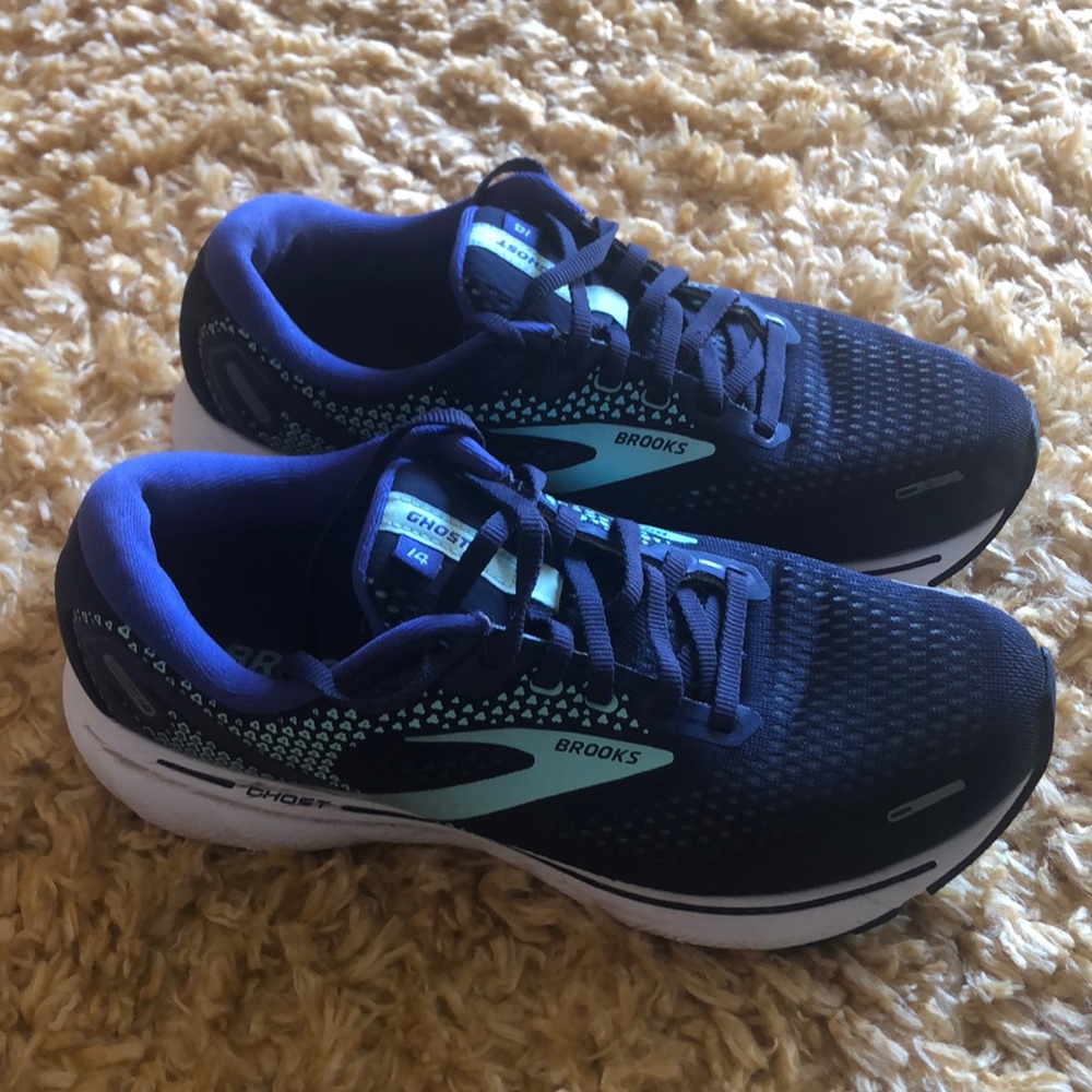 Brooks Womens size 9 Ghost 14 Neutral Running walking Shoe Navy blue athletic